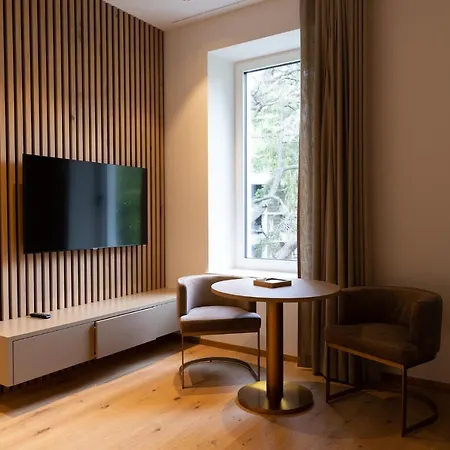 Luxury Ortler Apartment Merano